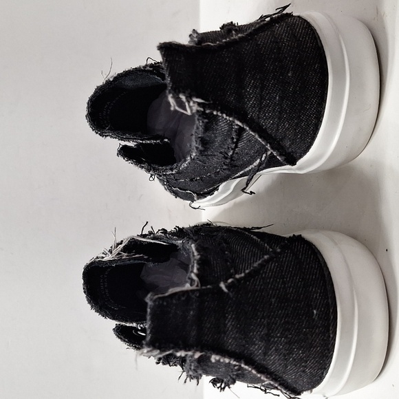 Corky’s Women’s Black Distressed Grunge Slip-On Streetwear Sneakers Size 10 - Picture 6 of 11